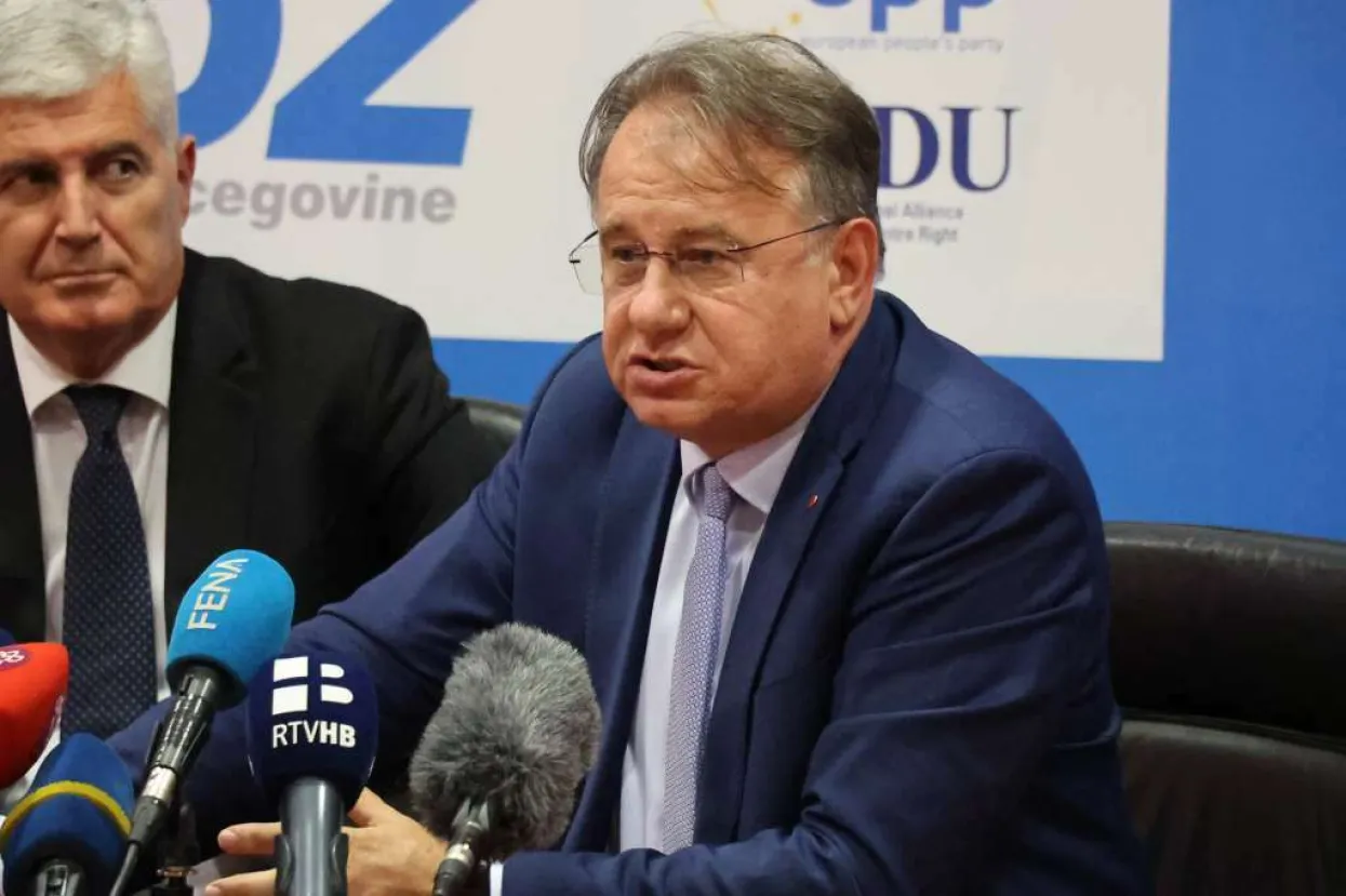 Nermin Nik&scaron;ić i Dragan Čović