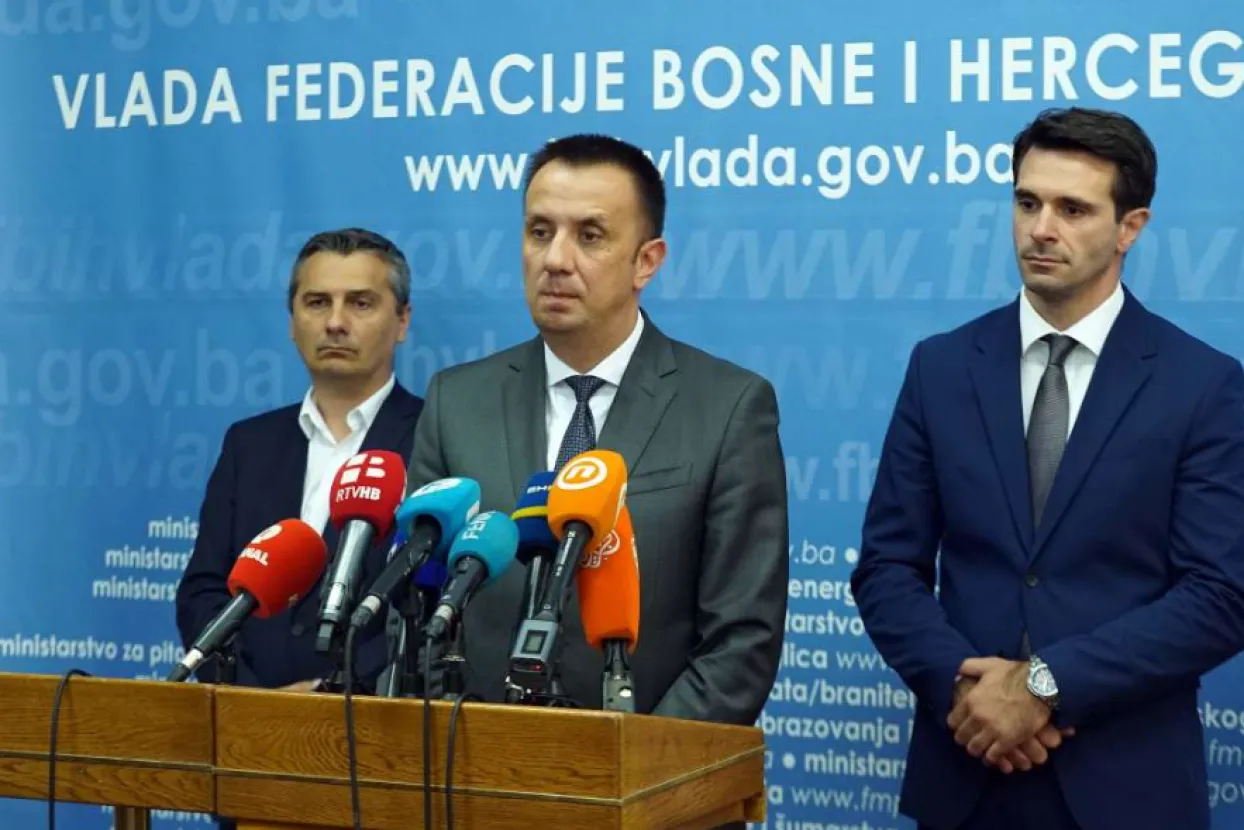 Nerin Dizdar, Vedran &Scaron;kobić i Vedran Lakić 