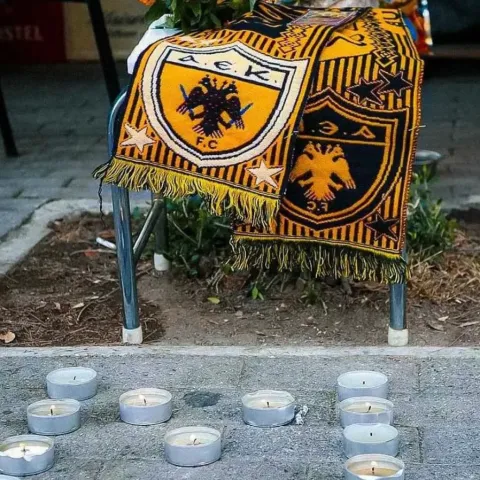 Preminuo navijač AEK-a