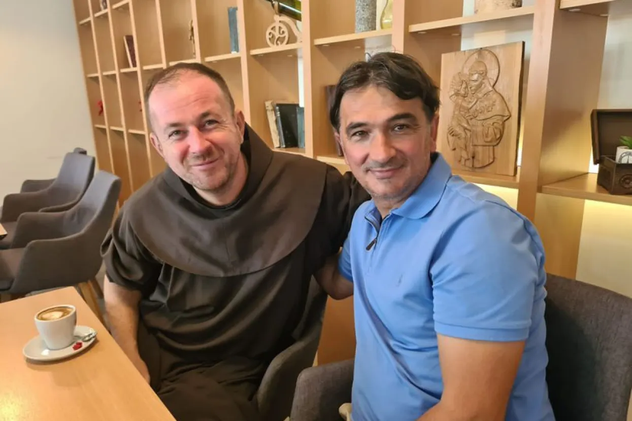 Zlatko Dalić posjetio franjevce na Humcu