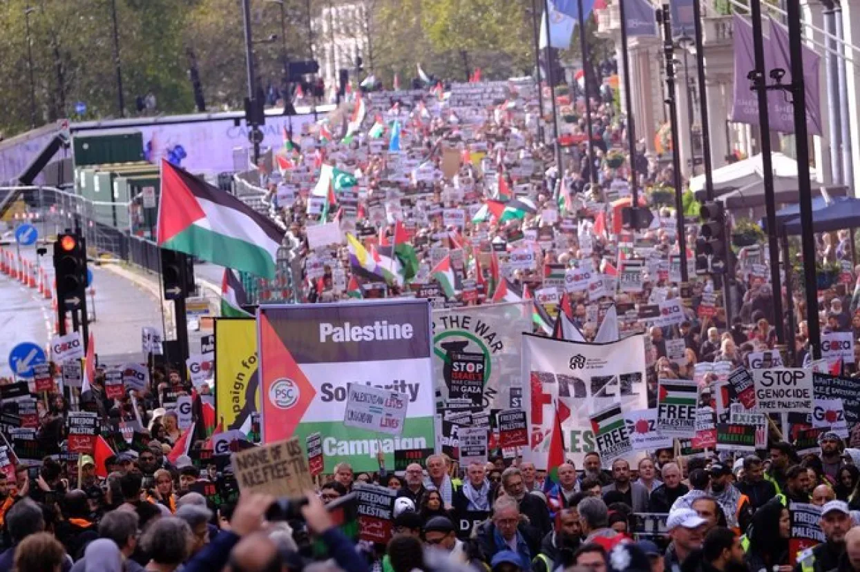 Oko 100.000 prosvjednika u propalestinskom mar&scaron;u Londonom