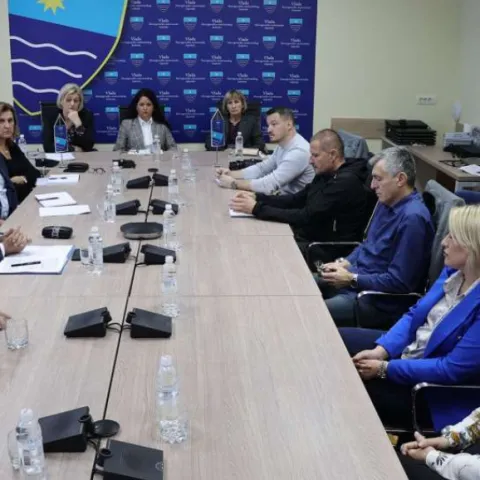 Vlada HNŽ-a usvojila Odluku o pokretanju postupka pregovora sa sindikatom radnika u zdravstvu