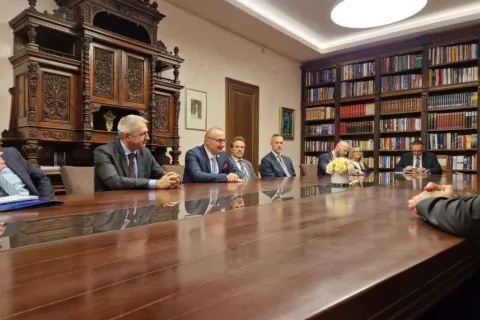 Vuk&scaron;ić s Radmanom razgovarao o europskom putu Bosne i Hercegovine<br>