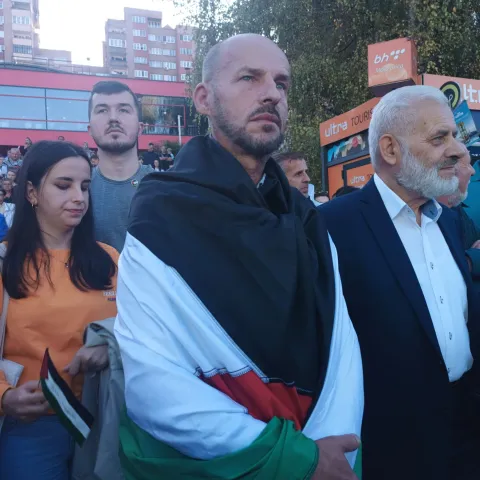 Mirni prosvjed i &scaron;etnja za Palestinu u Zenici,