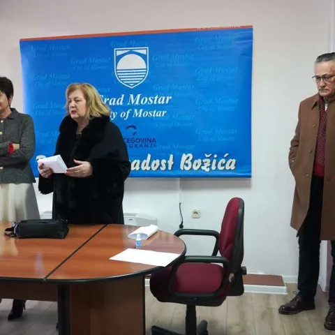 Grad Mostar darivao 30 socijalno ugroženih obitelji<br>