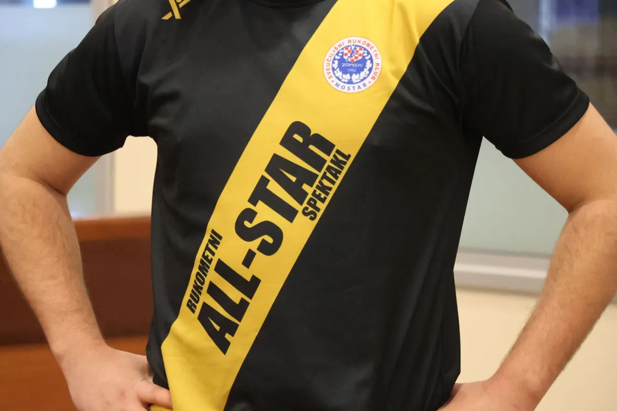 MOSTAR, 27. decembra (FENA) - "All Star" rukometni spektakl Mostar 2023. održat će se u četvrtak, 28. decembra, s početkom u 17 sati u dvorani na Bijelom Brijegu, a okupit će brojne zvijezde i legende ovog sporta.(Foto FENA/Branka Soldo)<br><br><br>