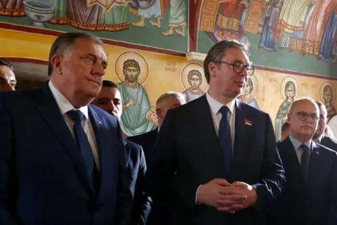 Vučić i Dodik sa Srbima u Mostaru