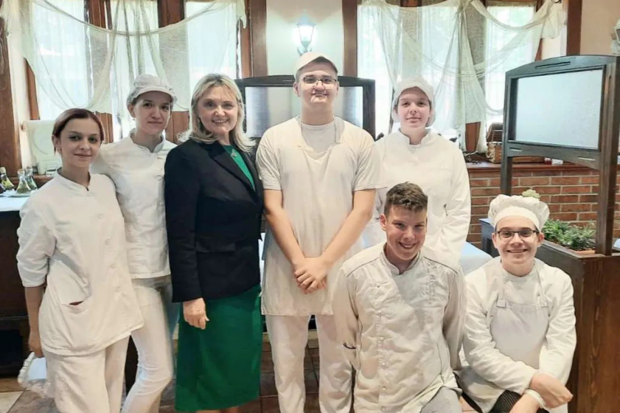 Kuhari i konobari zavr&scaron;nih razreda ukrstili kuhače na natjecanju u Mostaru
