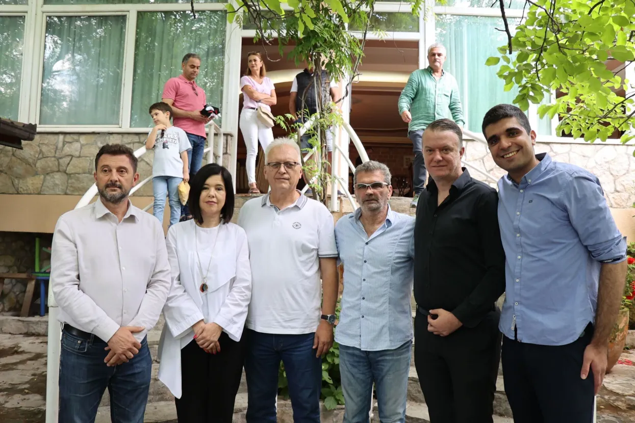 MOSTAR, 1. lipnja (FENA) &ndash; Sedmi Zrinjski Mostar Backgammon Open započeo je jučer jackpot turnirom, a u subotu na Buni kod Mostara otvoren je glavni dio turnira na kojem sudjeluje 60 ponajboljih igrača backgammona (tavle) iz regije.(Foto FENA/Tomislav Glamuzina)