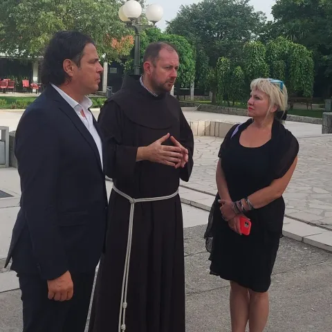 Ministrica Sanja Vlaisavljević posjetila Humac i najstariji muzej u BiH: Potpora projektima od značaja za kulturu ljubuškog kraja