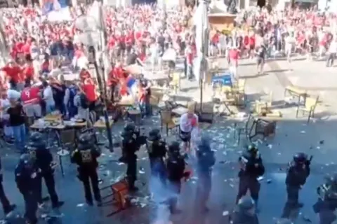 Sukob navijača Srbije i njemačke policije