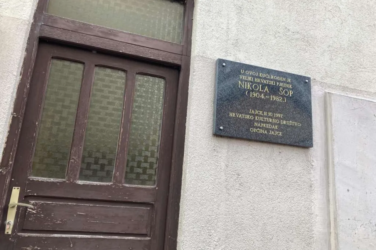 Rodna kuća Nikole Šopa