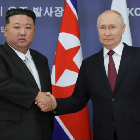 Kim Jong Un i Vladimir Putin