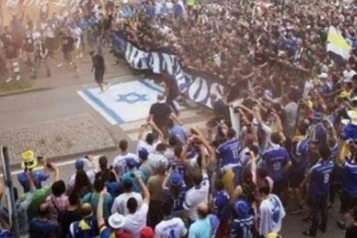 BH Fanaticos gaze zastavu Izraela u Zenici