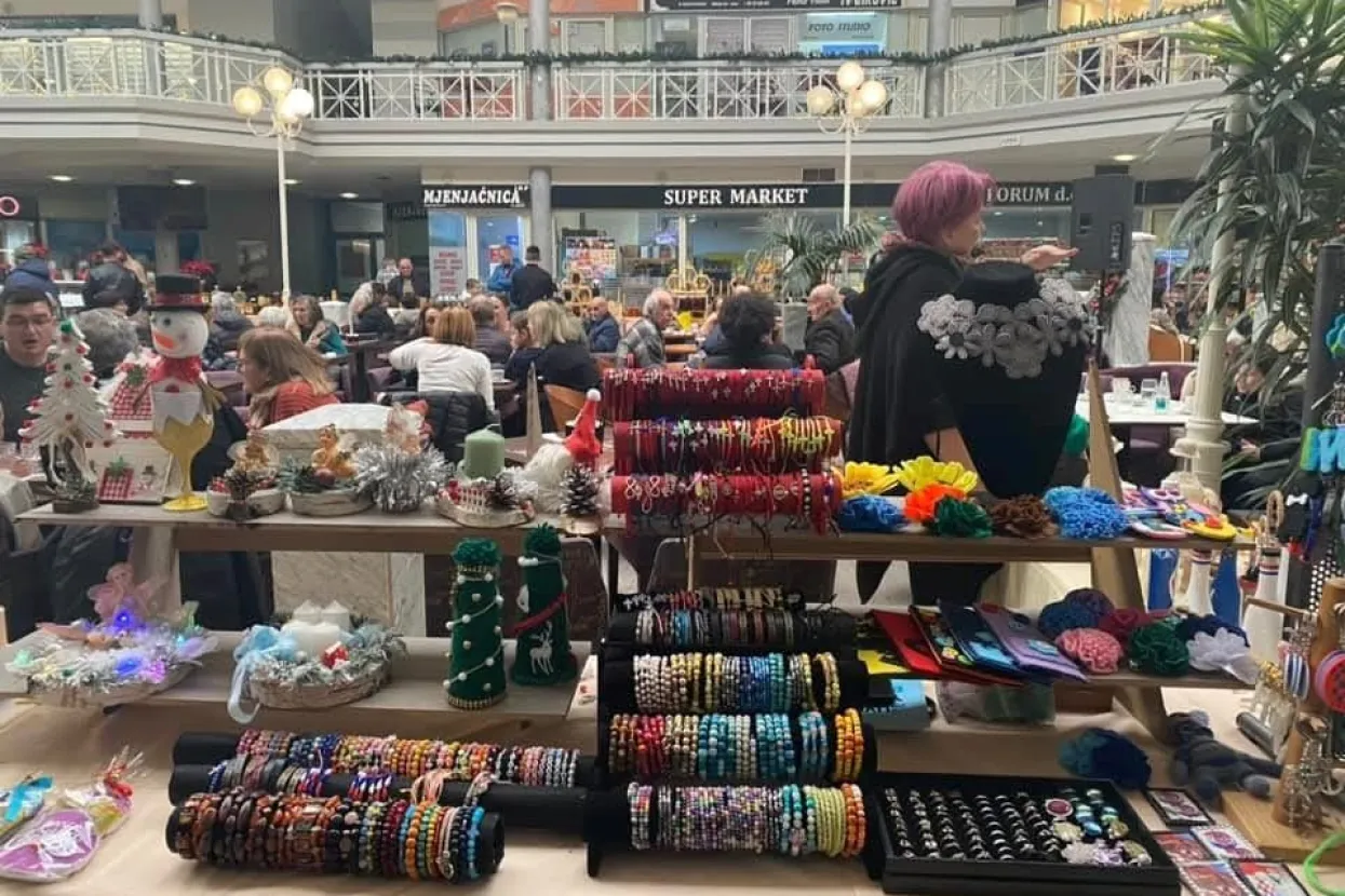 Otvoren tradicionalni sajam rukotvorina 'Zlatne ruke Livnjaka'