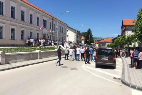Milenijska fotografija u Tomislavgradu povodom 1100. obljetnice Hrvatskog Kraljevstva