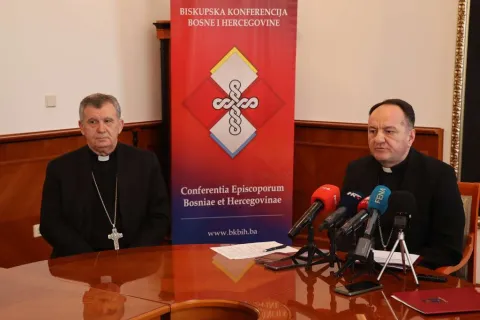 Biskupi Vukšić i Palić