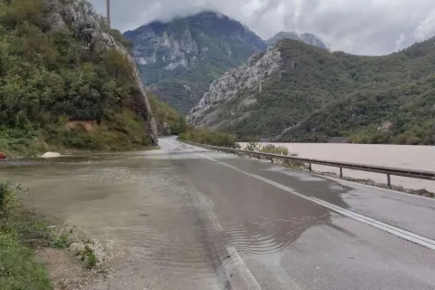 Neretva u opadanju
