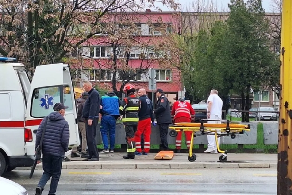 Tuzla: U nabujaloj rijeci Jali nestali policajac i osoba koja je bježala od policije