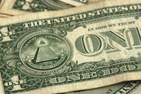 Free picture (One Dollar) from https://torange.biz/one-dollar-1497