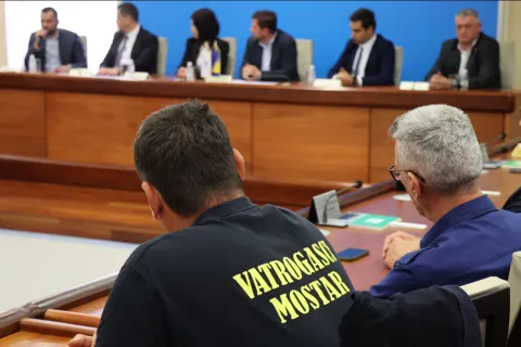 Osječki 'Air Tractor' gasit će požare iz zraka na području Hercegovine