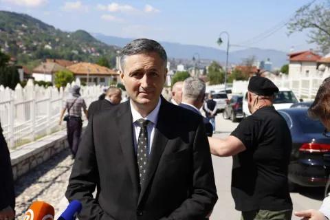 Denis Bećirović