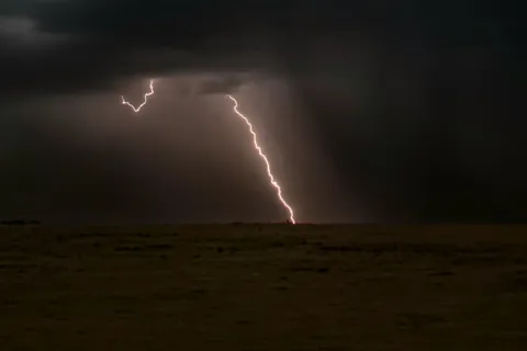 Ljetna oluja (Ilustracija)