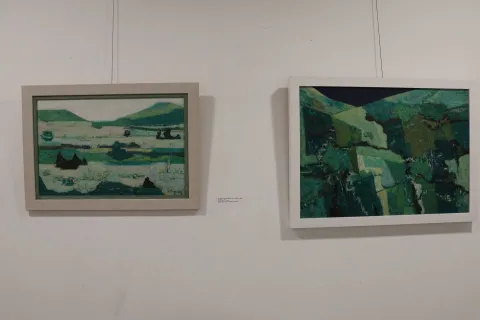 MOSTAR, 13. svibnja (FENA) – U Galeriji kraljice Katarine Kosače u Mostaru večeras je svečano otvorena izložba ''Pejzaži'' iz fundusa te galerije, kao dio likovnoga programa Mostarskoga proljeća 2025. – XXVII. Dana Matice hrvatske Mostar.(Foto FENA/Mario Obrdalj)