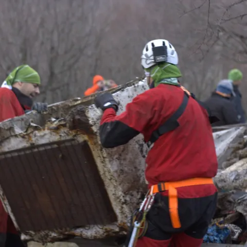 Speleolozi i GSS čistili krške jame u Hercegovini