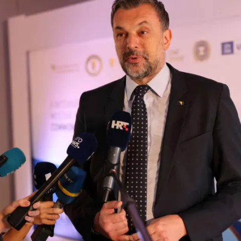 Elmedin Konaković