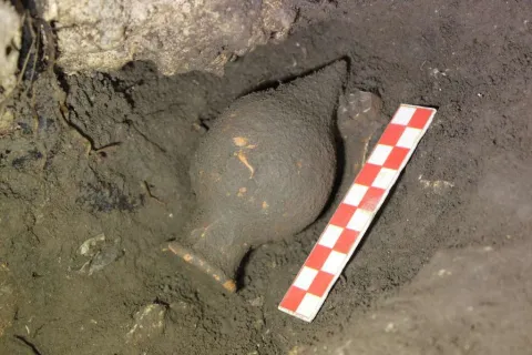 U špilji Crno jezero na Pelješcu otkriveni vrijedni arheološki nalazi