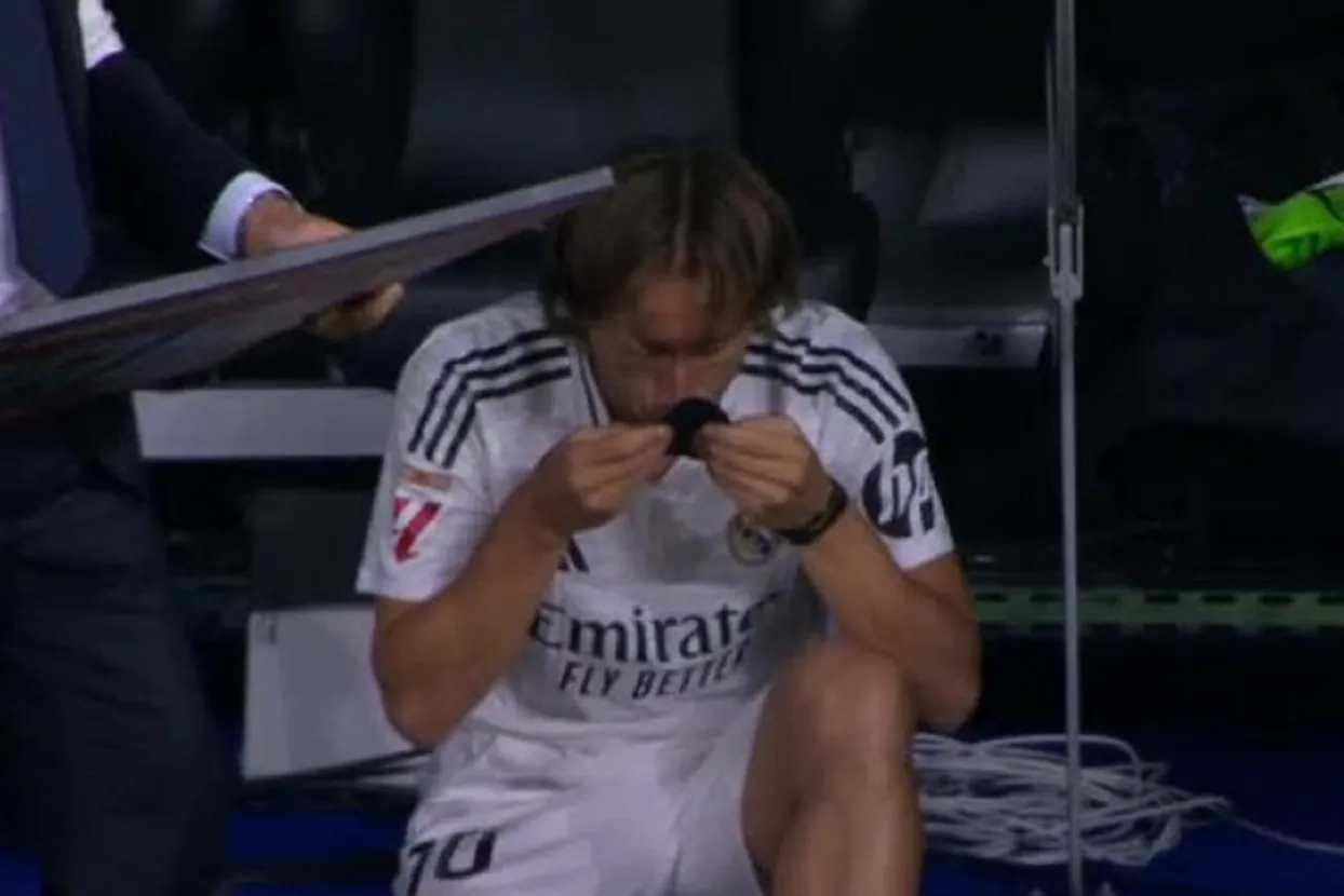 Modrić ljubi kostobrane