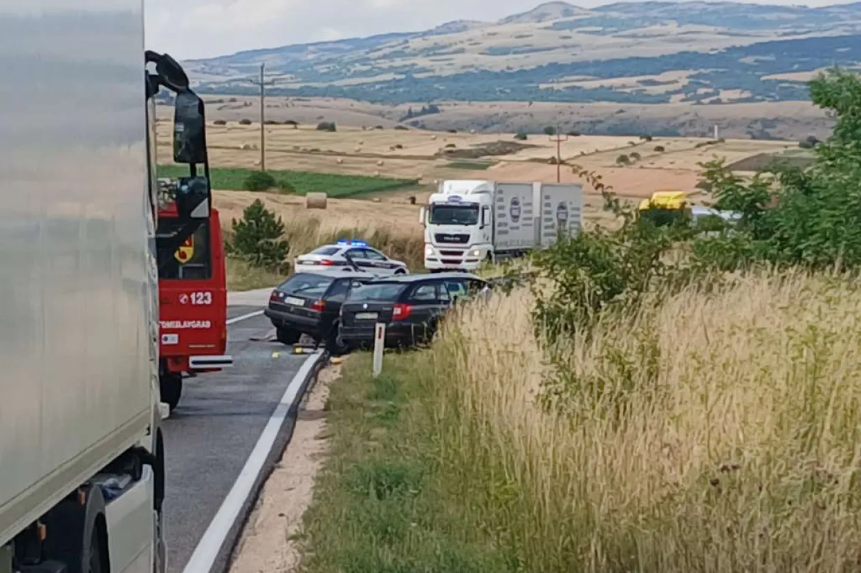 U prometnoj nesreći na izlazu iz Tomislavgrada poginula jedna osoba 