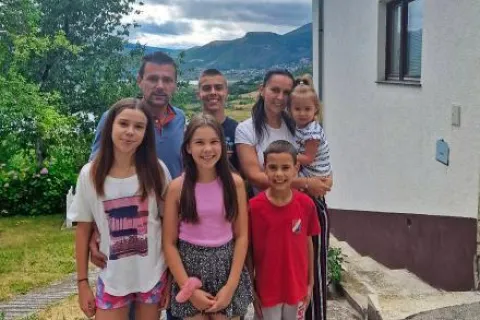 Nakon 14 godina nostalgije, sedmeročlana obitelj Ćališ ostvarila san povratka u Ramu