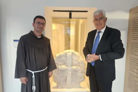 Izaslanstvo HNS-a BiH na svečanom otvorenju muzeja Franjevačkoga samostana Guča Gora 