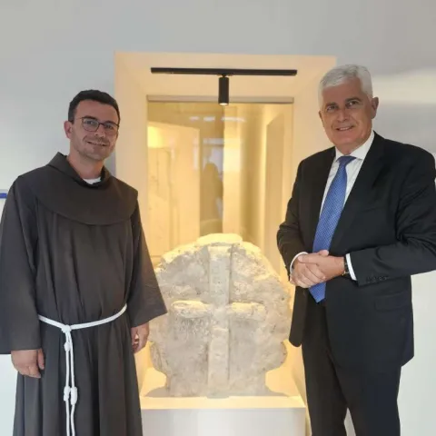 Izaslanstvo HNS-a BiH na svečanom otvorenju muzeja Franjevačkoga samostana Guča Gora 