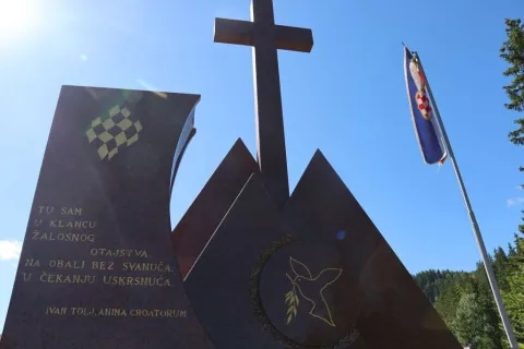 Obilježavanje 32. obljetnice zločina na Stipića livadi