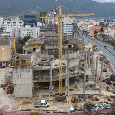Zgrada HNK Mostar u izgradnji