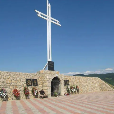 Skandalozno provociranje Hrvata na Pješčari uz klanjanje, prijetnje i uvrede