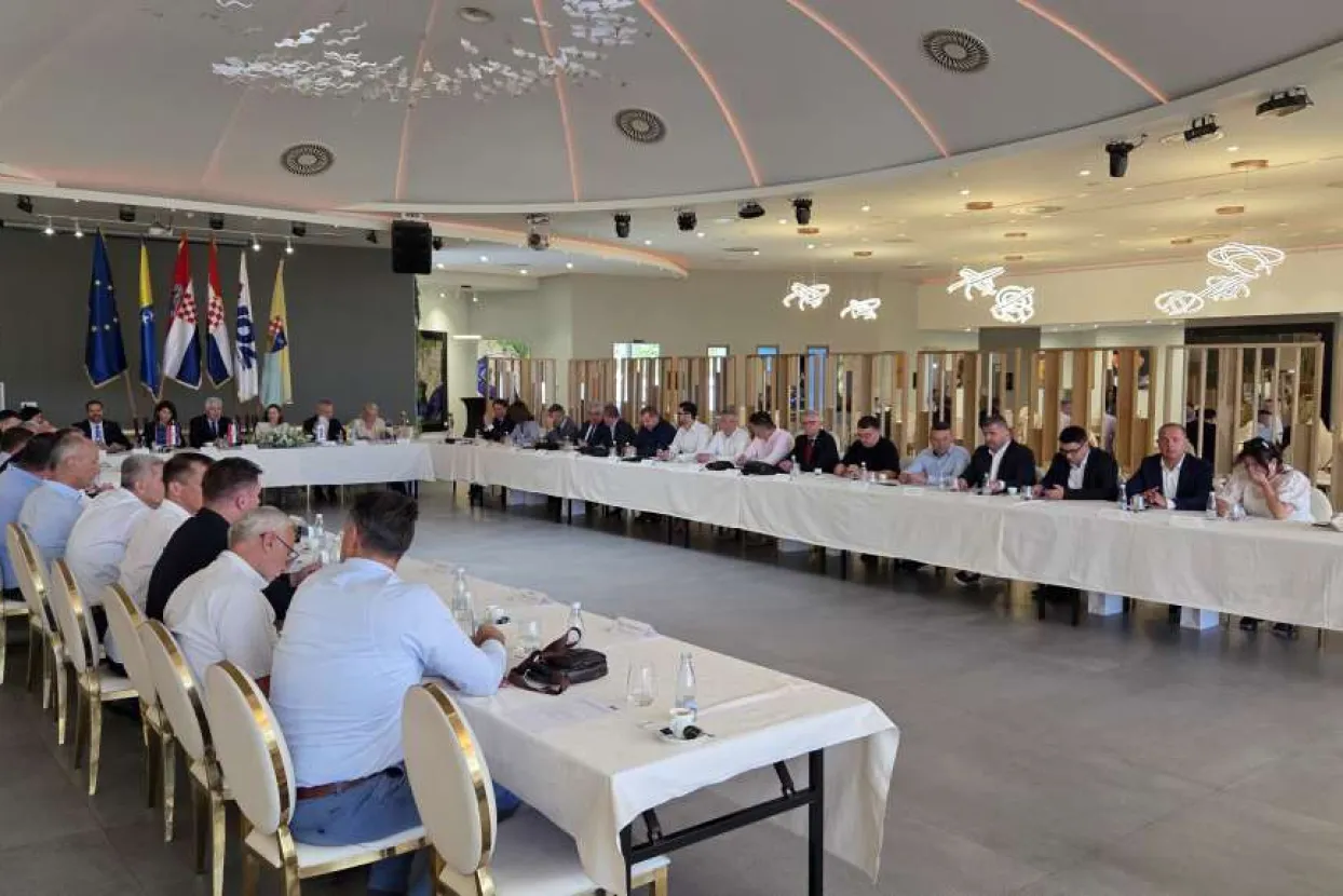 Čapljina: Održan sastanak dužnosnika HDZ-a BiH i predstavnika RH