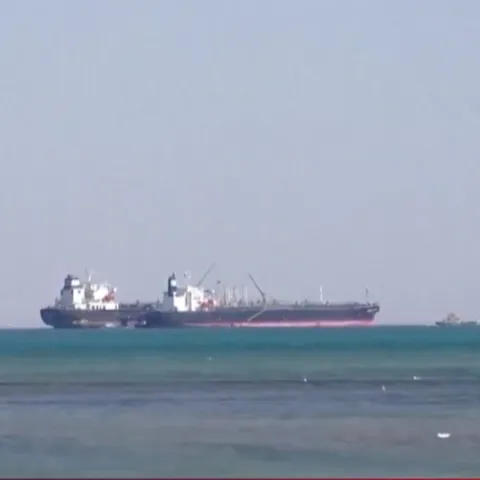 Napad Huta na trgovačke brodove