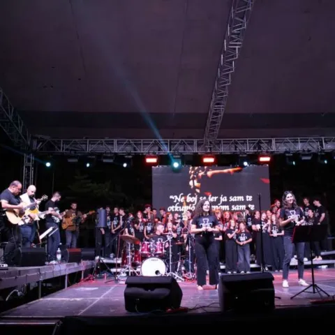 U Tomislavgradu održan veliki humanitarni koncert za djecu s poteškoćama u razvoju