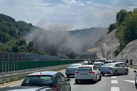 Požar u tunelu Ivan na autoputu kod Tarčina
