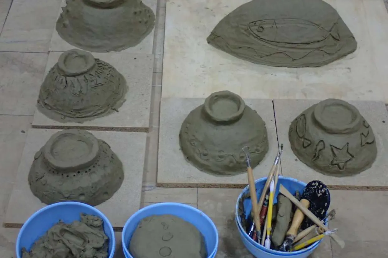 Mladi umjetnici u Neumu otkrivaju podvodni svijet kroz AquaArt radionice 