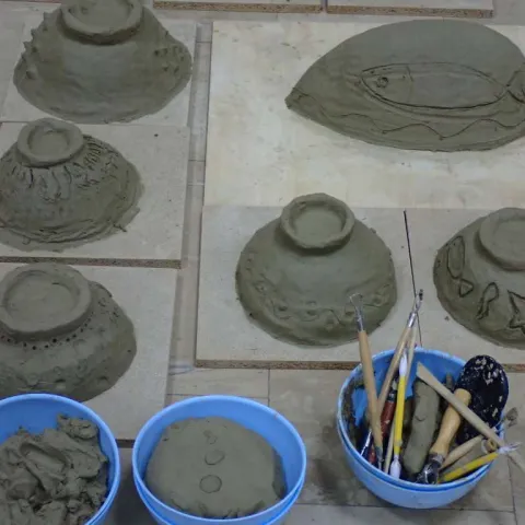 Mladi umjetnici u Neumu otkrivaju podvodni svijet kroz AquaArt radionice 