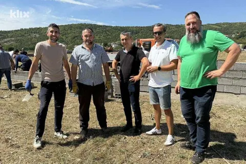 Bošnjački ministri i zastupnici iz SDA i SDP-a dali potporu nelegalnoj gradnji mezarja u Stocu