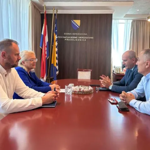 Bradara održala sastanak s predstavnicima VTK BiH i autoprijevoznika