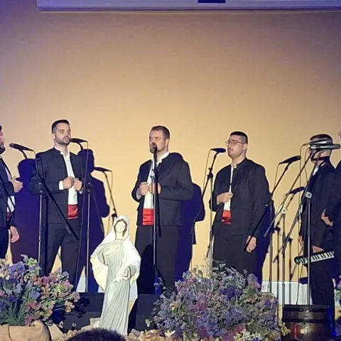 U Međugorju održan treći humanitarni koncert 'Klape na kr&scaron;u' 
