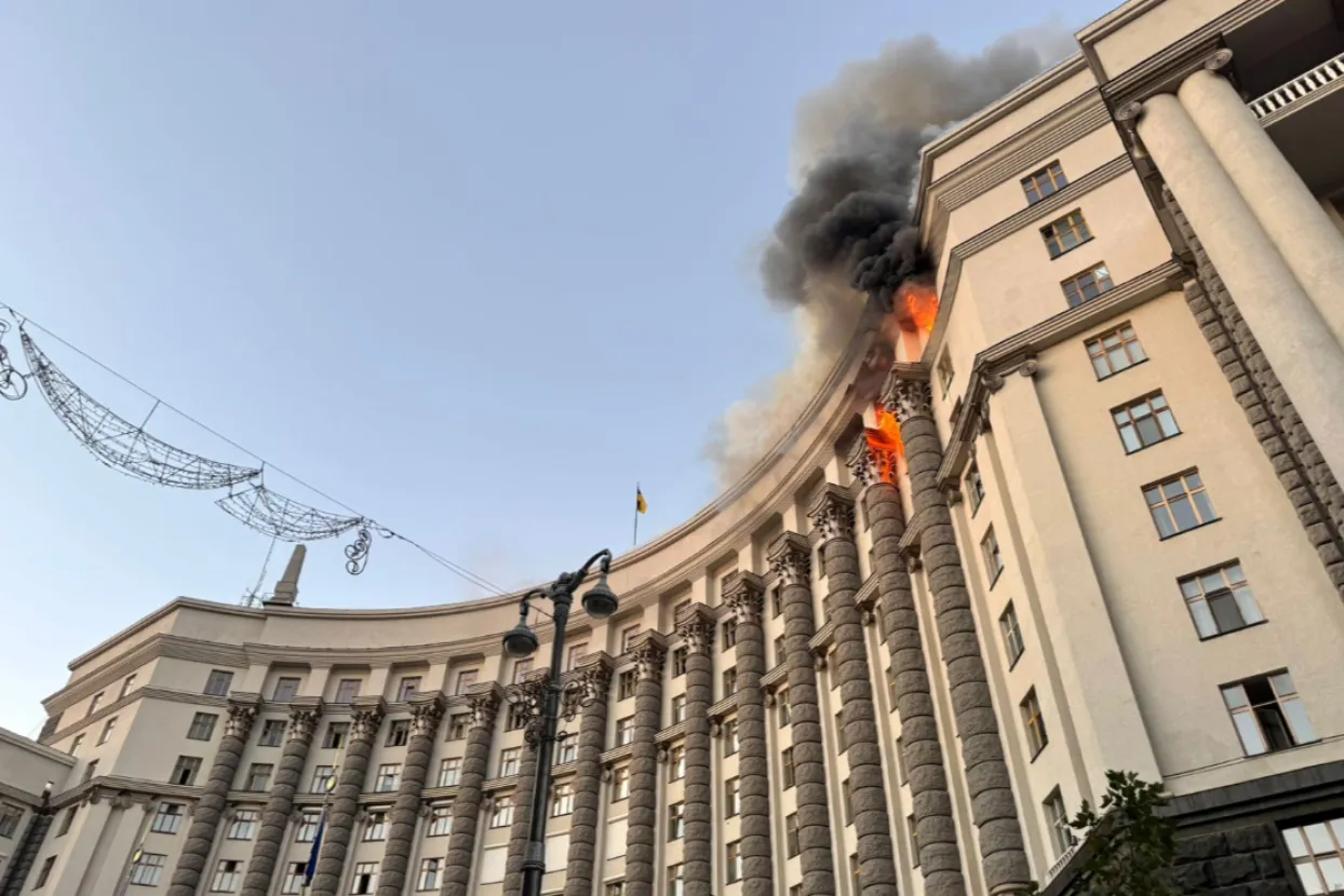 Rusija pogodila zgradu ukrajinske vlade