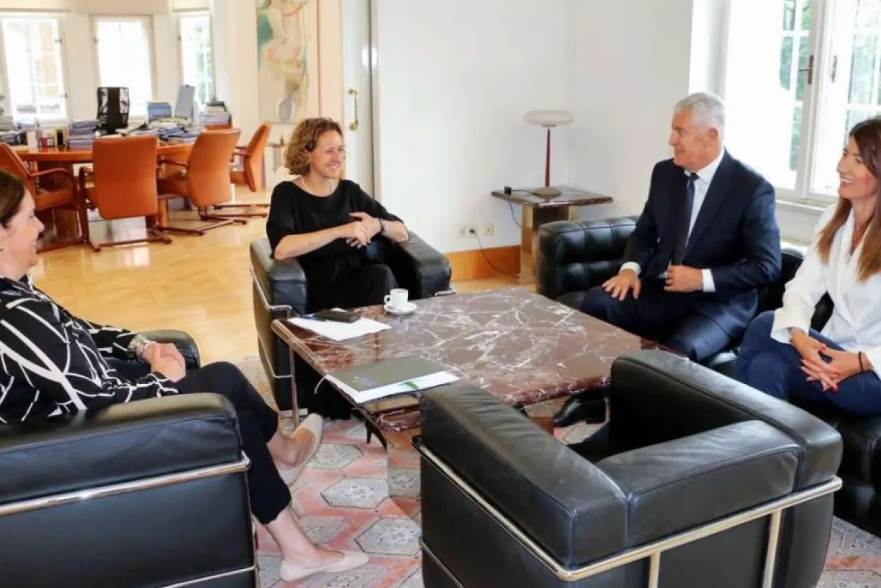 Dragan Čović razgovarao s Ninom Obuljen Koržinek